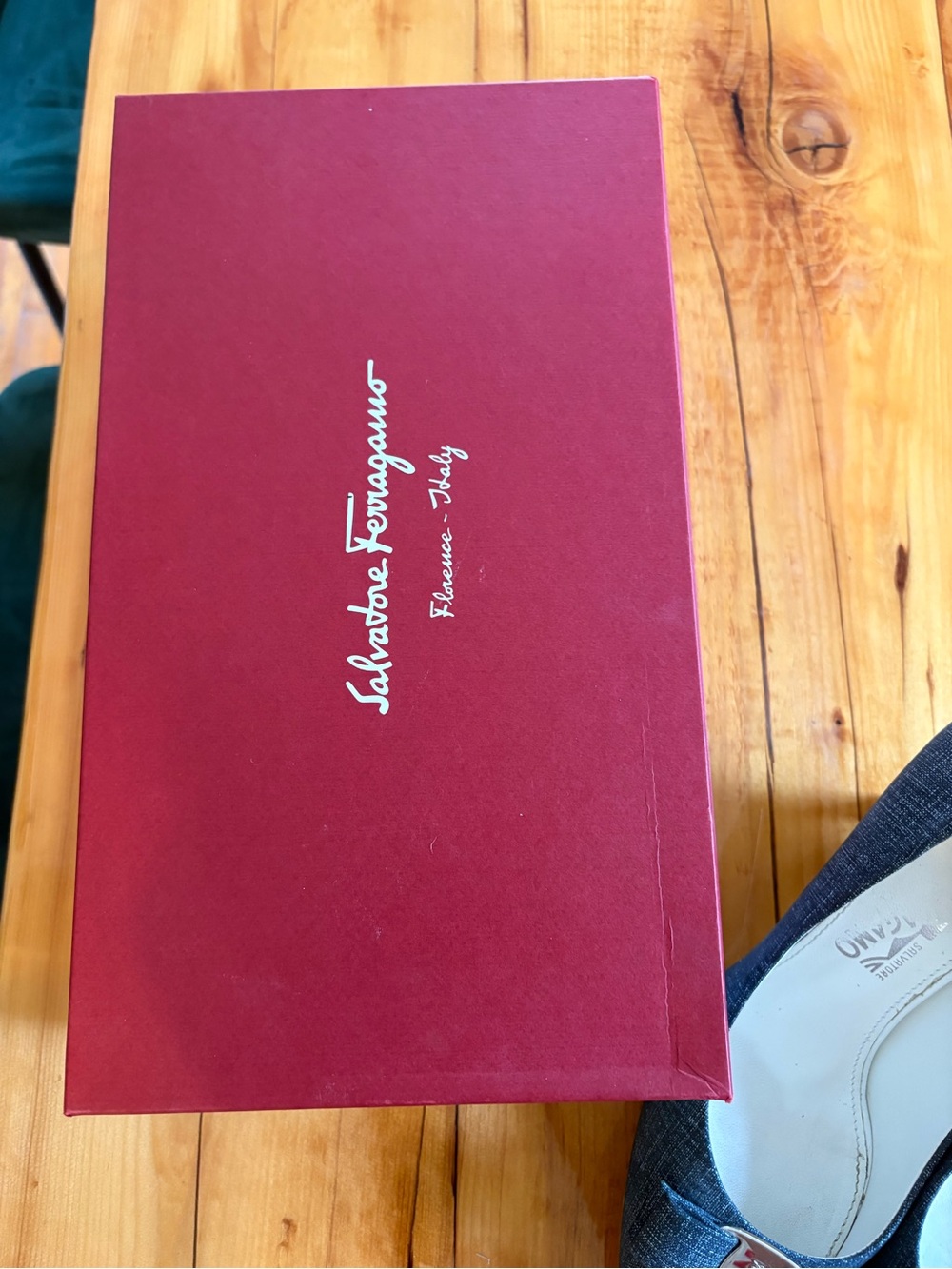 Salvatore Ferragamo Carlden Pumps | Size 9 | Blue | Box & Dust Bag | Italy - Picture 10 of 12